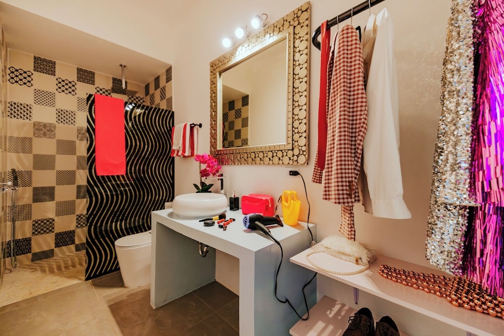 Foto de Privada Stays - Private Pools & Colorful-Chic Boutique Hotel