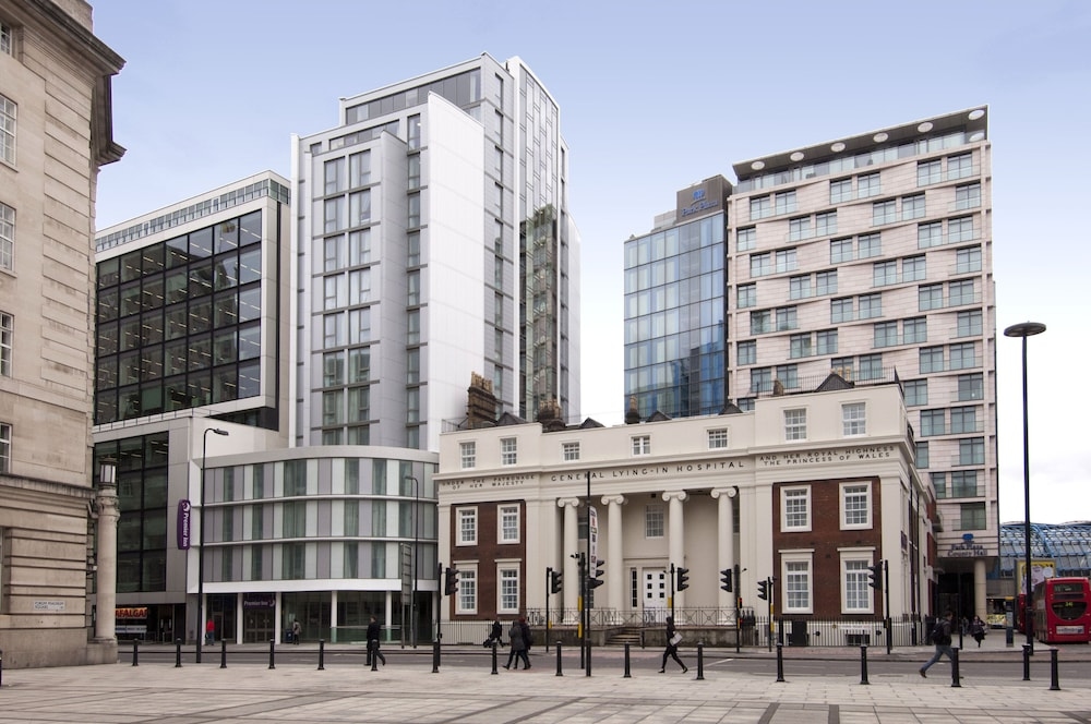 Premier Inn London Waterloo - York Road, London