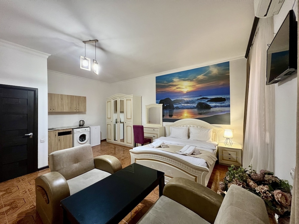 Castle Family Hotel, Yerevan