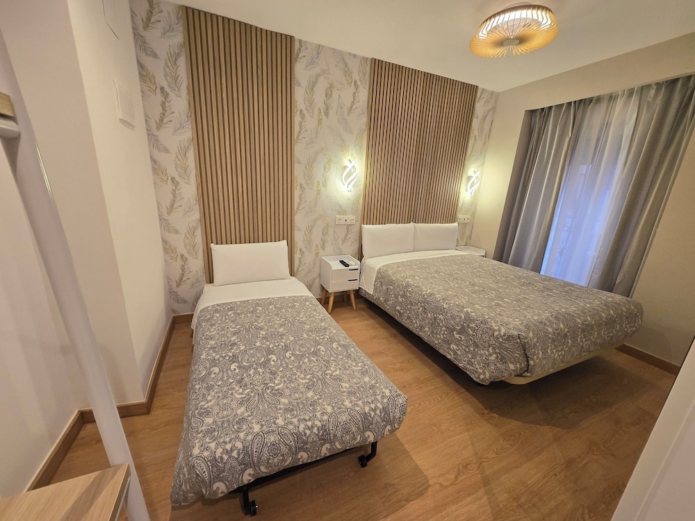 Hostal Esparteros, Madrid