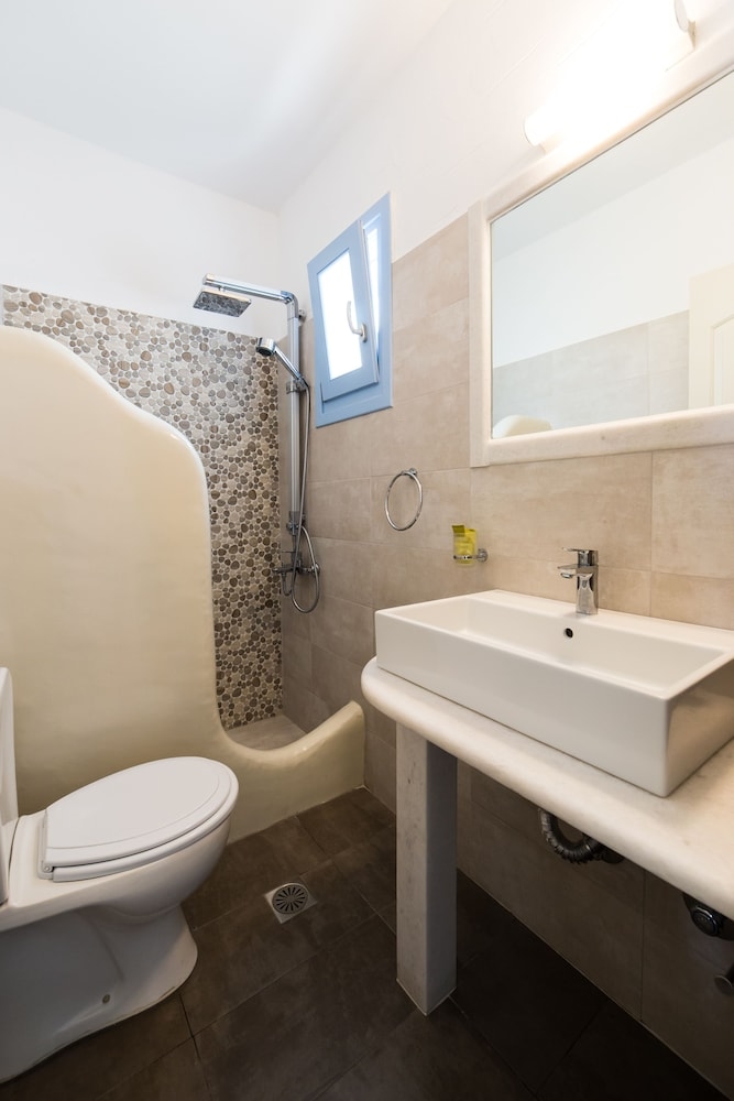 Foto de Stratos Studios & Apartments