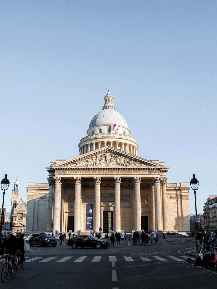 Foto de Magnificent Apartment With 2 Living Rooms - 1bd/6p - Notre-dame Paris
