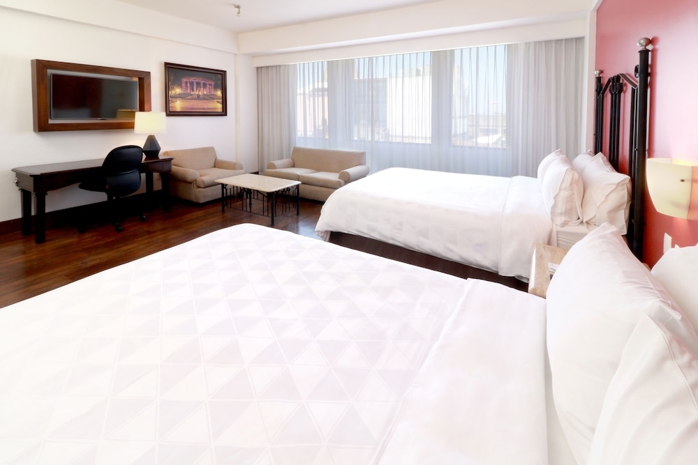 Foto de Holiday Inn Hotel & Suites Guadalajara-Centro Historico by IHG