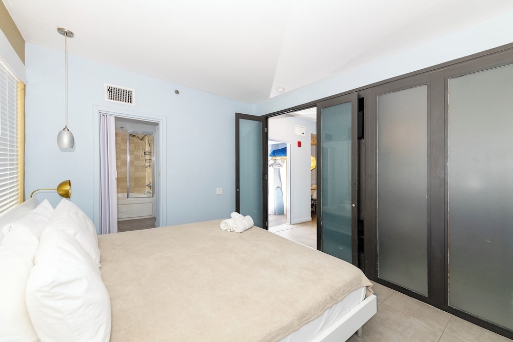 Foto de Apartments at 100 Collins