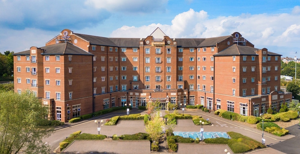 DoubleTree by Hilton Dartford Bridge, Dartford