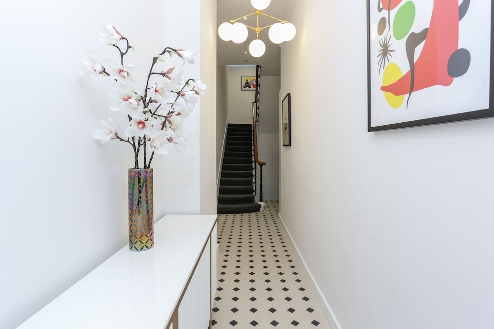 Inverness Terrace Serviced Apartments by Concept Apartments, London