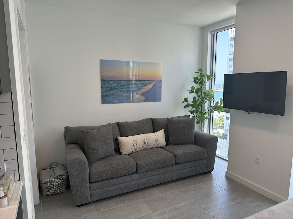 Foto de Premier Studio with King Bed and Queen Sofa-bed