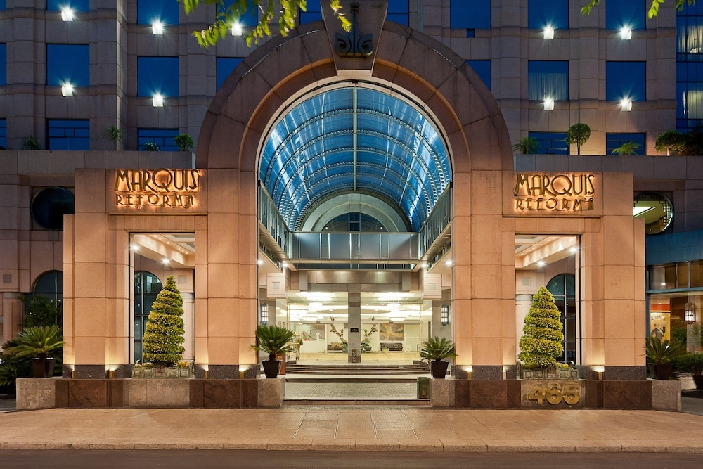 Marquis Sky Suites