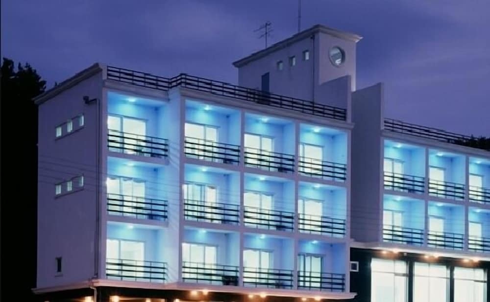 Elmar Condotel