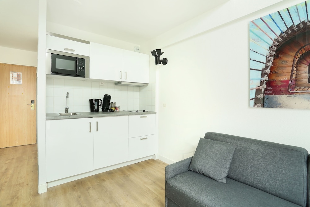 Foto de Short Stay Group Residence Les Lilas Serviced Apartments