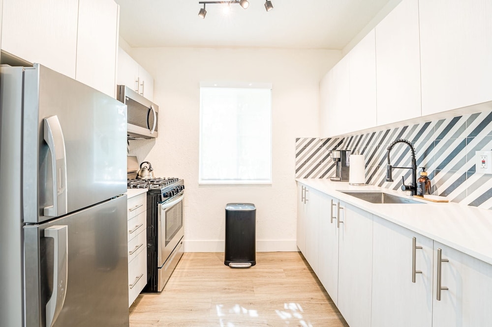 Foto de TWO Bedroom Apartment