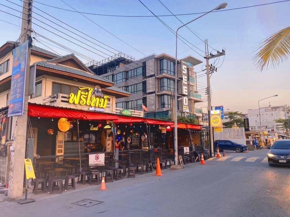 Foto de The Sunset Bangsaen Seaview