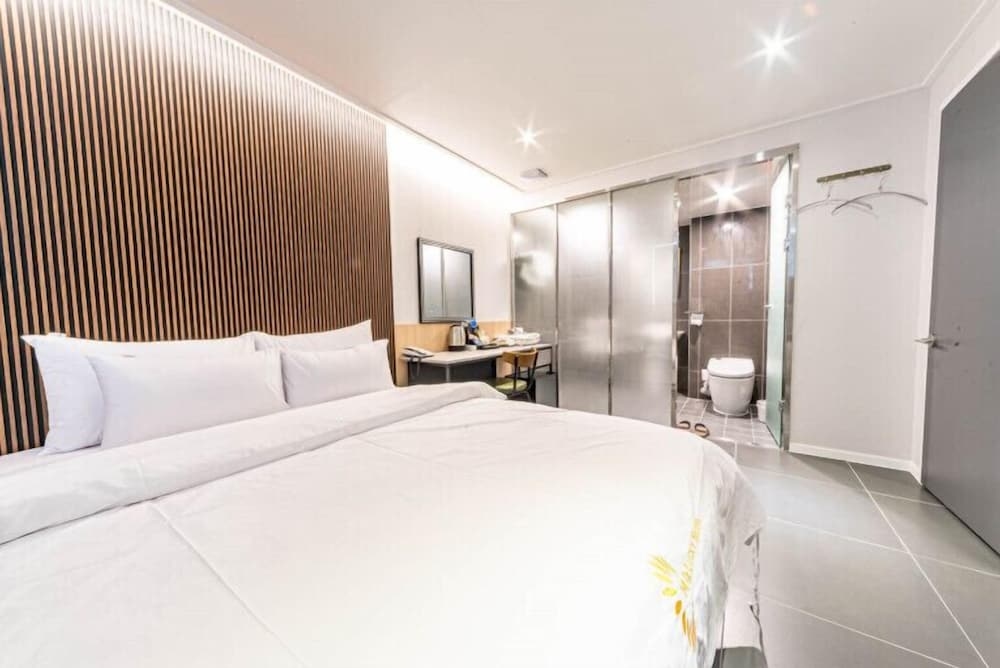 Foto de M&Lucky Hotel