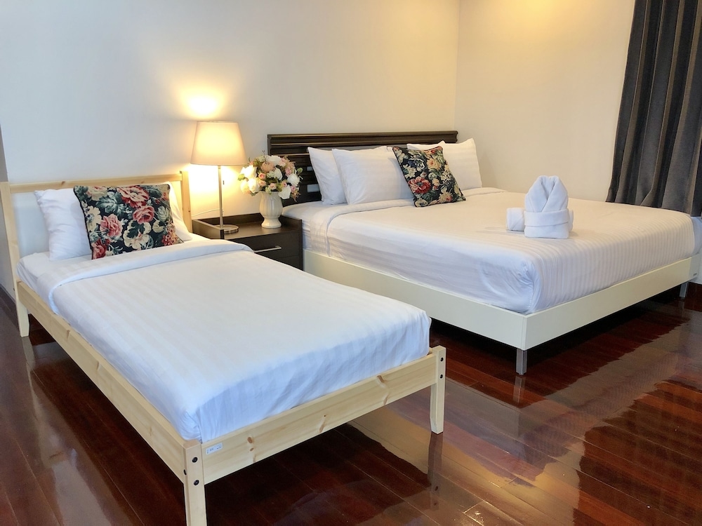 Foto de 14 Place Sukhumvit Suites - SHA Plus