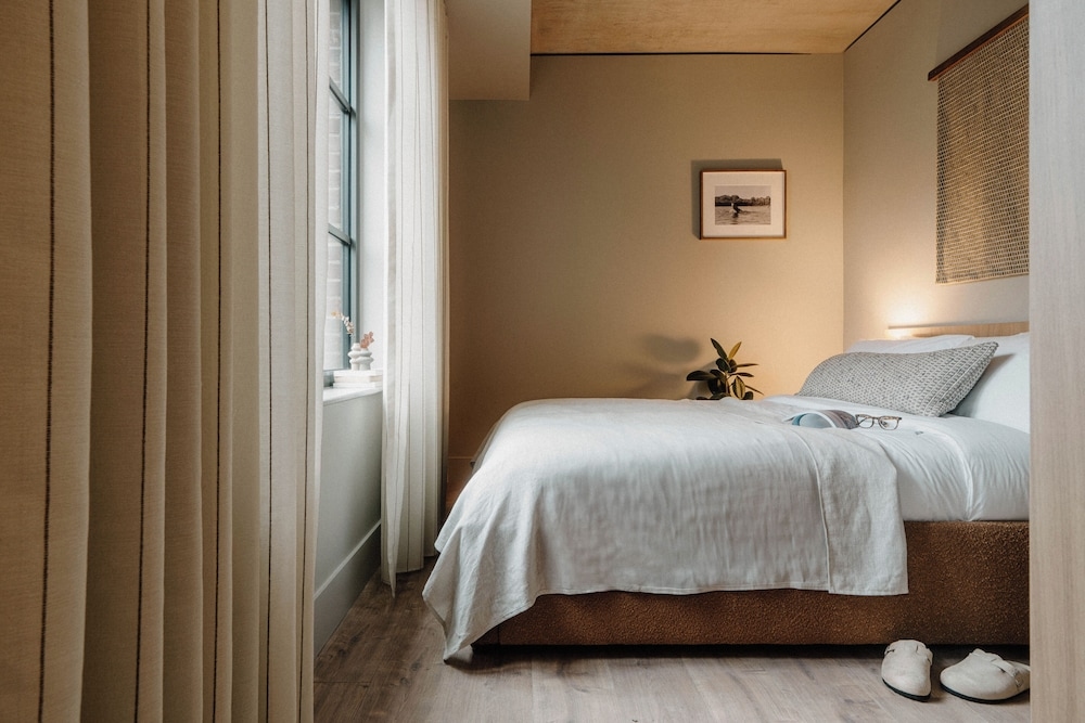 Mason & Fifth - Westbourne Park, London