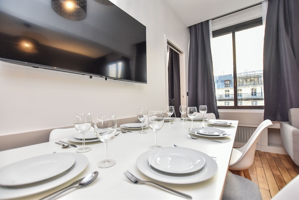 Residence Paris Helder