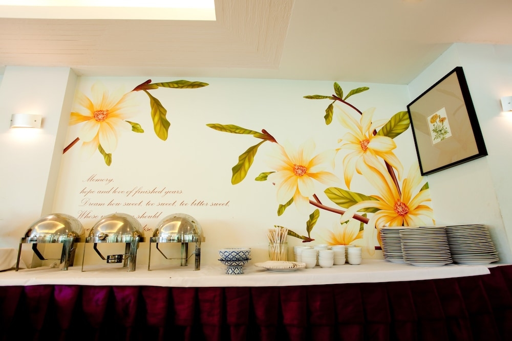 Foto de Sunday Platinum Suites