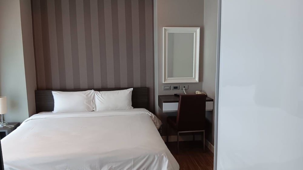 Foto de J RESIDENCE THONGLOR 8