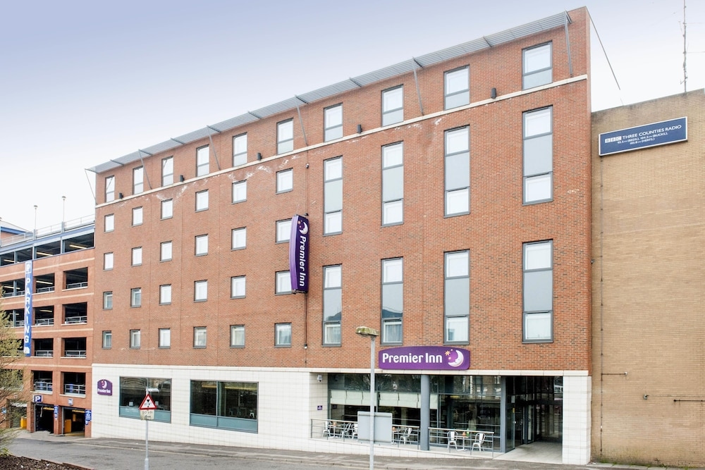 Premier Inn Luton Town Centre, Luton
