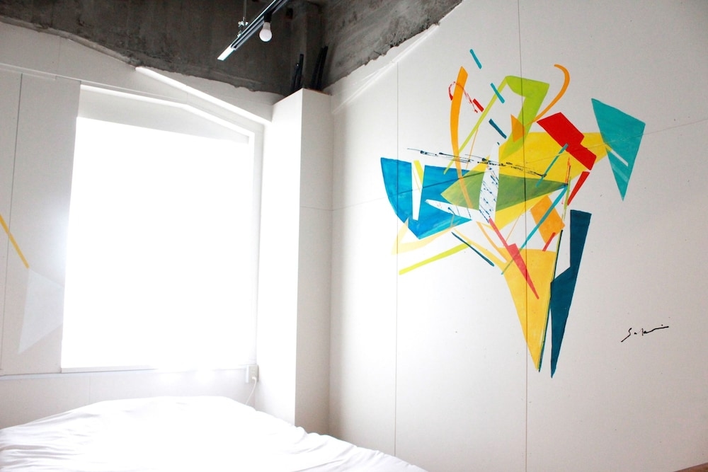 Foto de Hostel and Dining Tanga Table