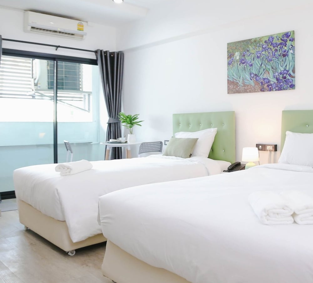 Chana Bangkok Hotel