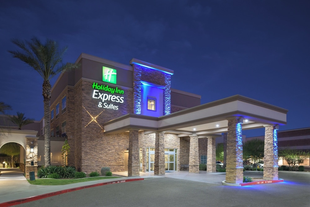 Holiday Inn Express & Suites Phoenix East - Gilbert by IHG, Gilbert