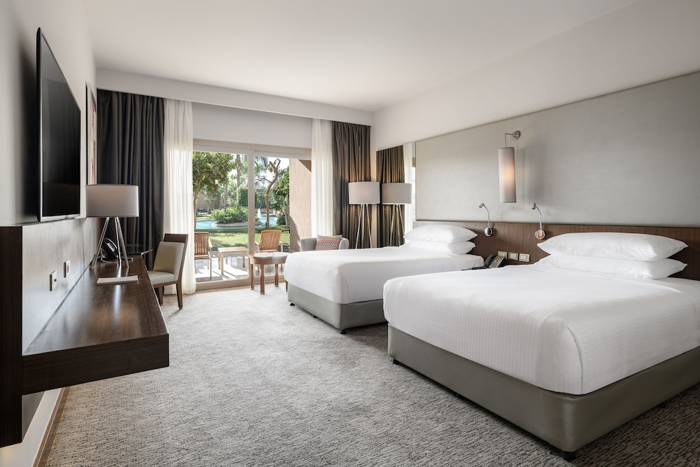 Foto de Dusit Thani LakeView Cairo