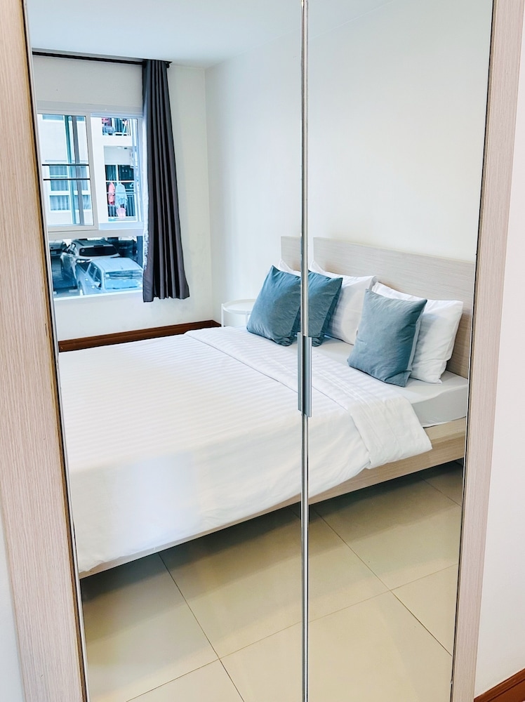 The Lodge at Min Residence, Bangkok