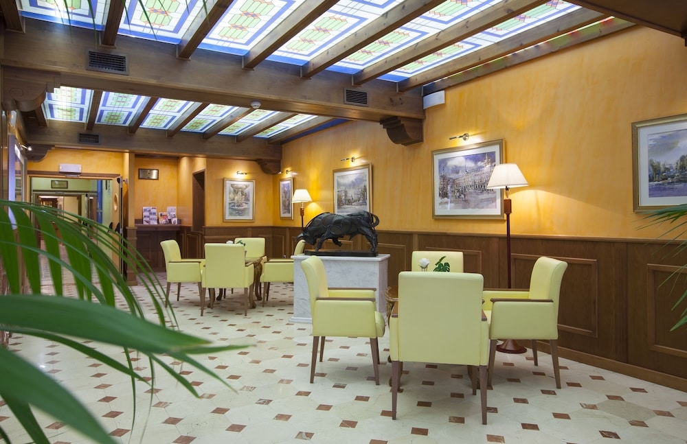 Hotel Agora Juan de Austria, Madrid