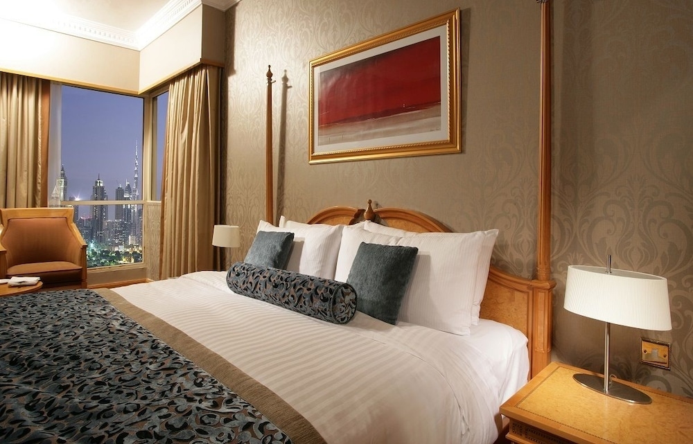 Foto de Luxe Avenue Hotel