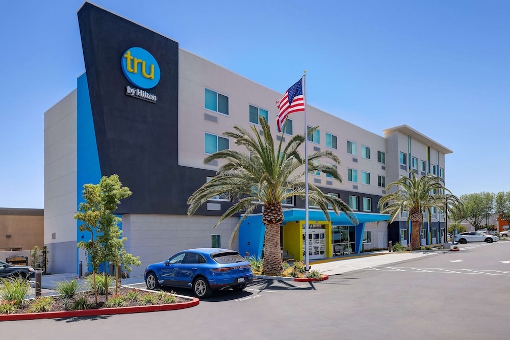 Tru By Hilton Lathrop, CA, Lathrop