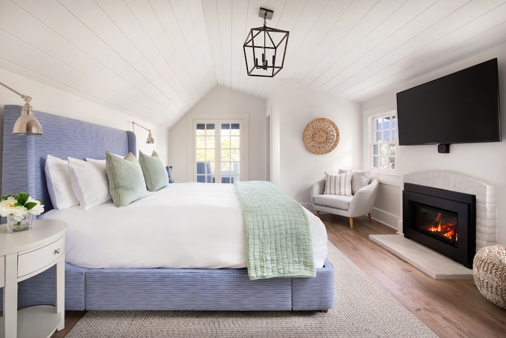 Hideaway Santa Barbara, A Kirkwood Collection Property, Santa Barbara