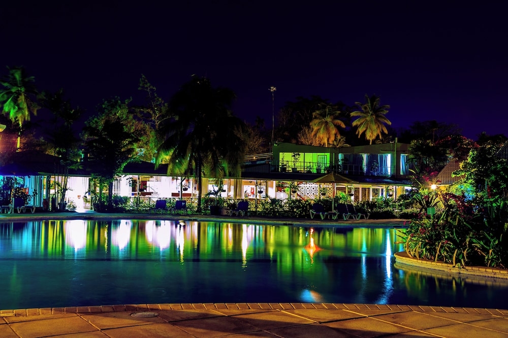 Starfish Tobago Resort