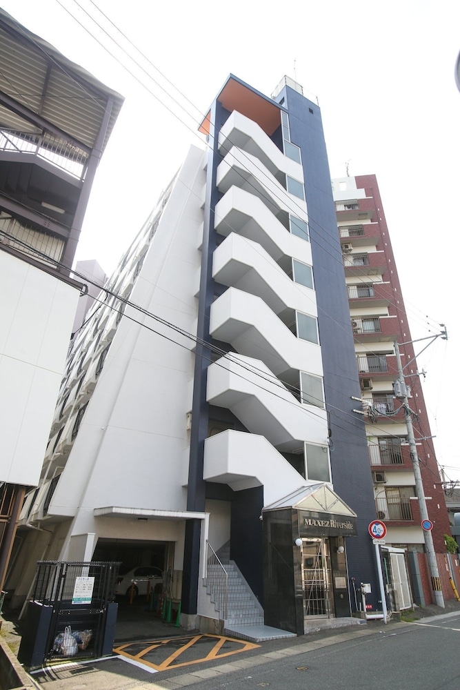 Foto de N.33 Hakata Sta. River Side