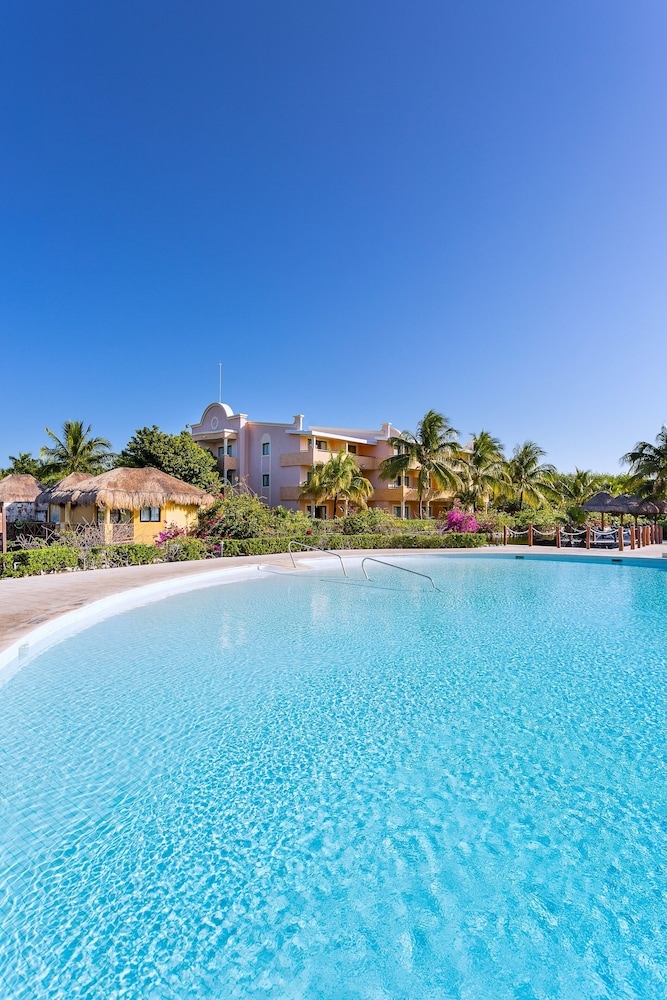 Foto de Grand Palladium Select White Sand Resort & Spa - All Inclusive