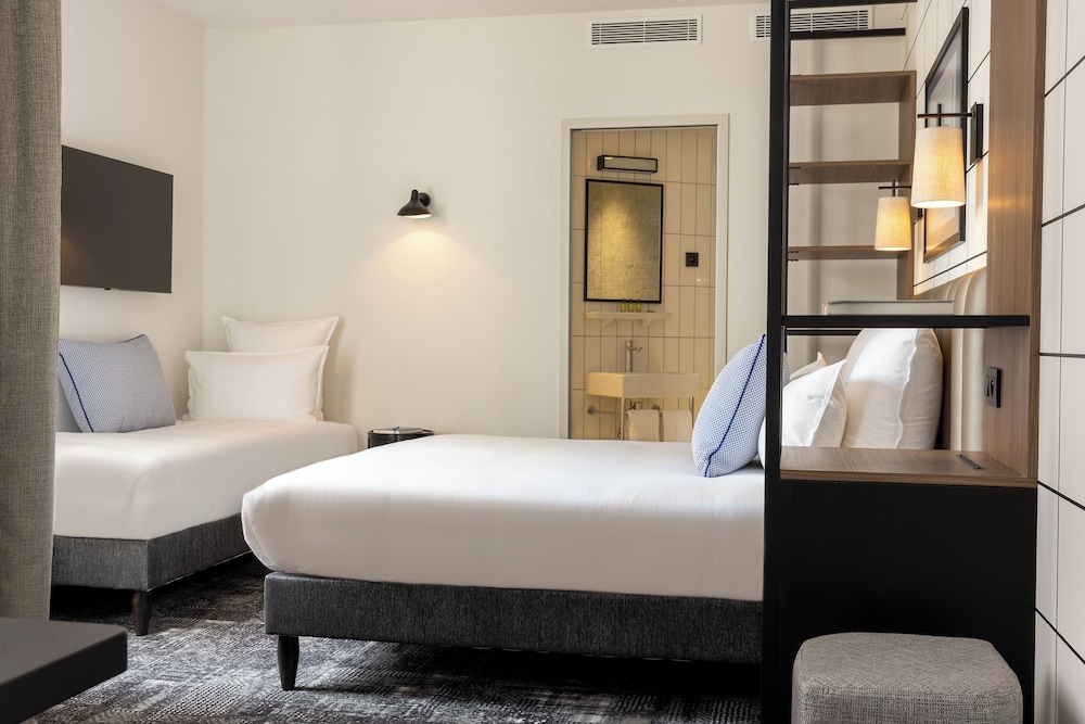 Hotel Moderniste, Paris
