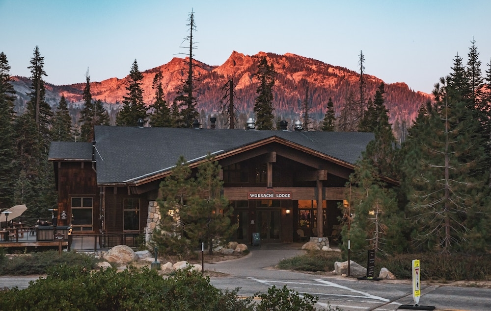 Wuksachi Lodge, Sequoia National Park