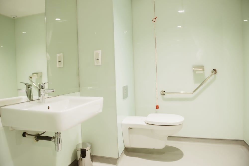 Foto de easyHotel Paris Nord Aubervilliers