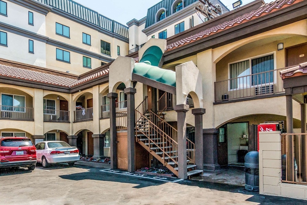 Rodeway Inn Regalodge, Glendale