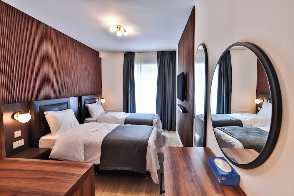Finsbury Rose, London