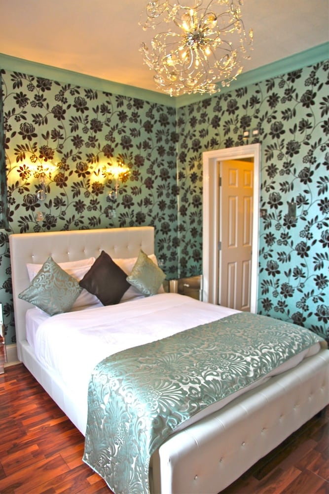 Crompton Guest House, Hounslow