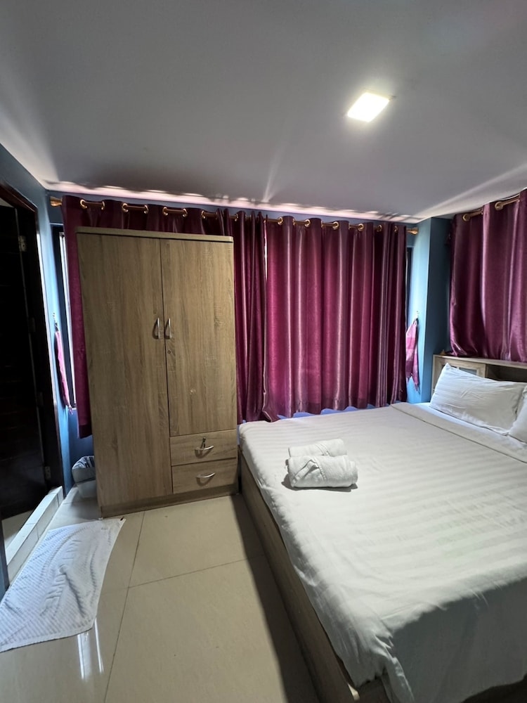 Foto de ORCHID INN at SKV 3