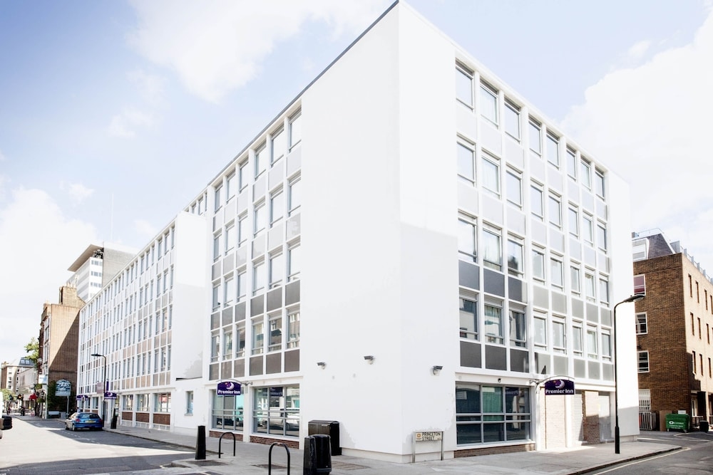 Premier Inn London Holborn, London