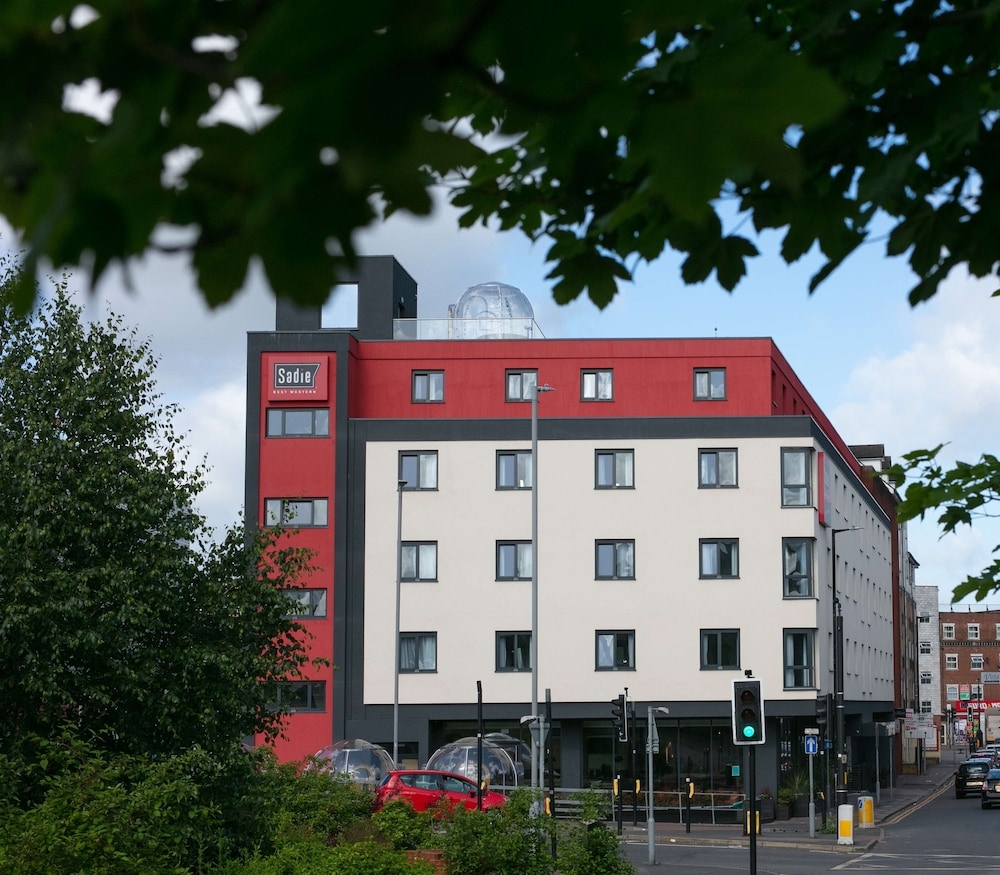Spark by Hilton Luton, Luton