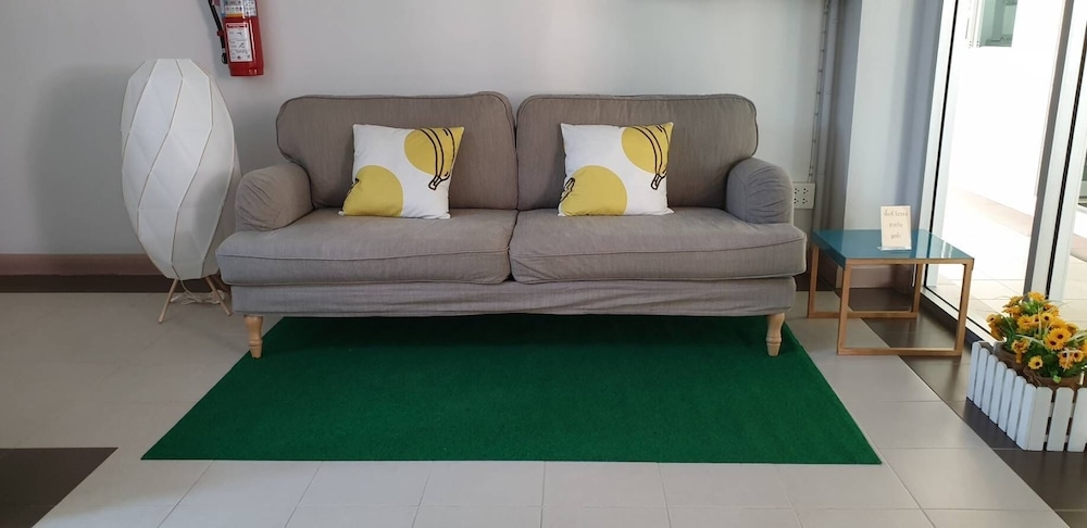 Prinya House