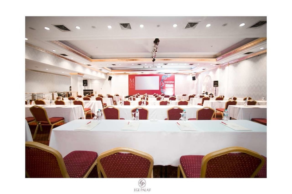 Foto de Ege Palas Business Hotel