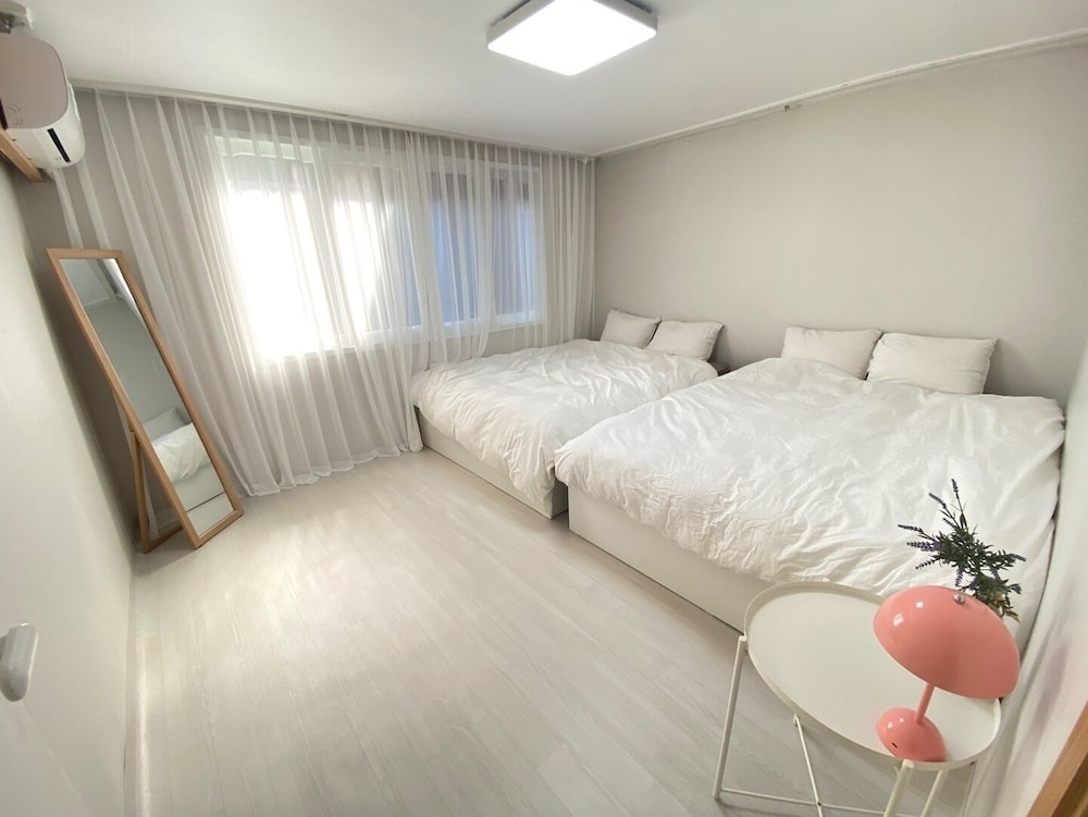 Foto de High Street Guest House Hongdae - Hostel