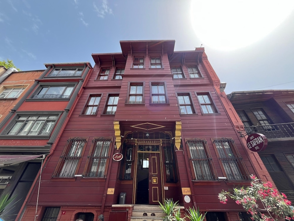 Le Safran Hotel
