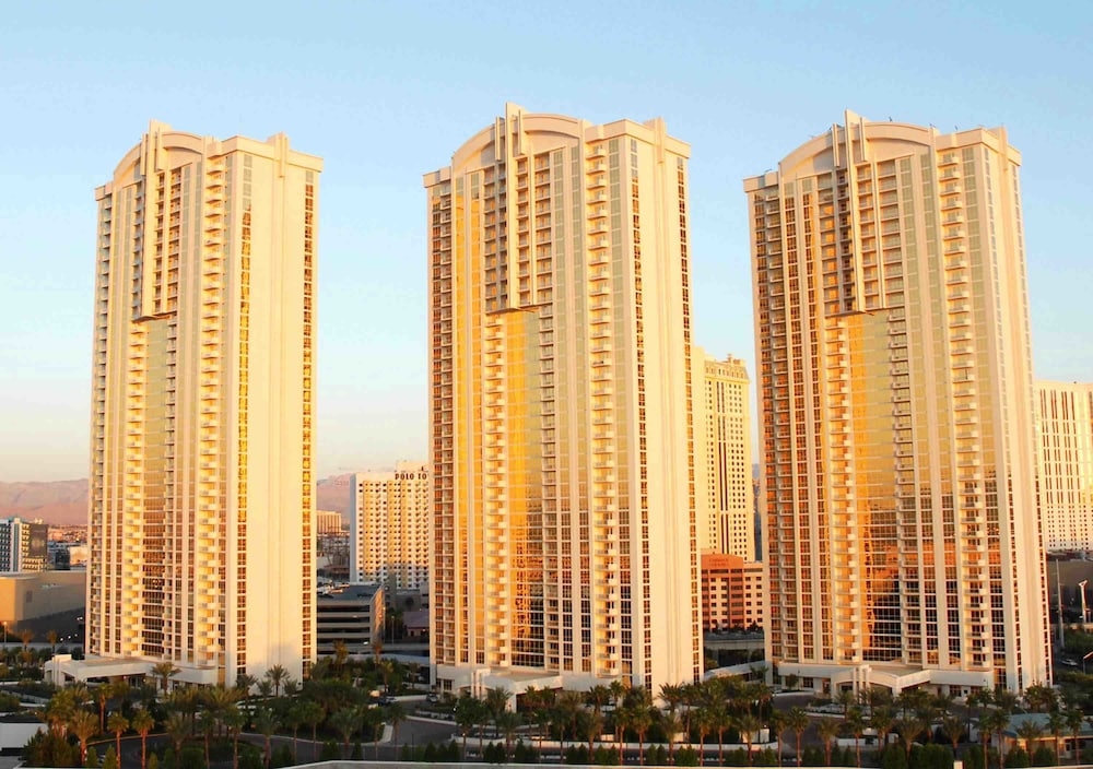 Jet Luxury Resorts @ The Signature Condo Hotel, Las Vegas
