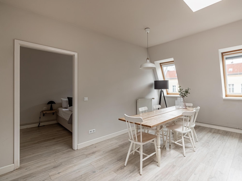 Foto de Schoenhouse Avenue by Limehome
